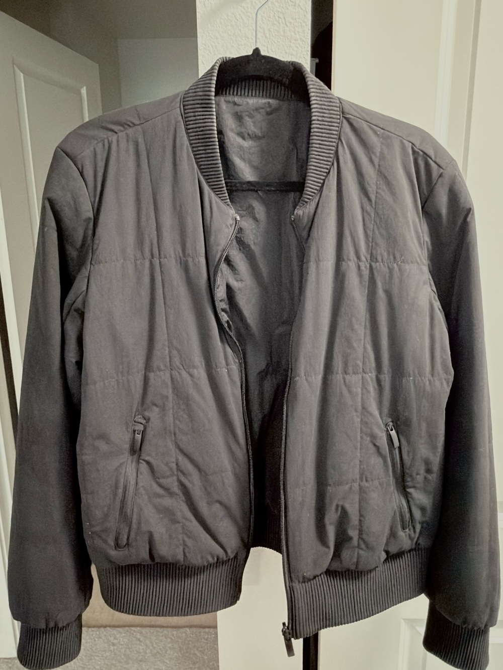 Lululemon Reversible Bomber Jacket - Insulated - Picture 7 of 10